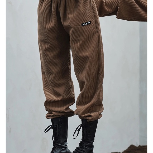 SOLD✔️ - Picture 3 of 3